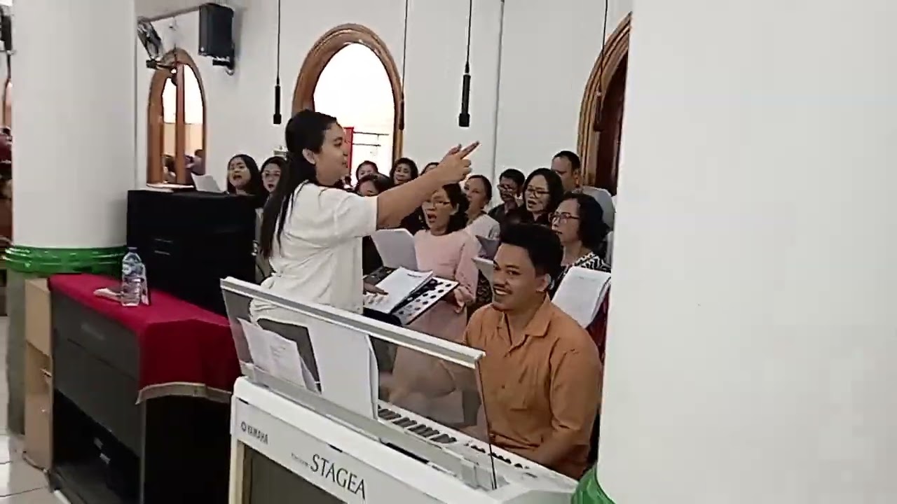 Wartakan Dengan Lantang gaya keroncong (Wil. XI Damianus Glodogsn) paroki Girisonta