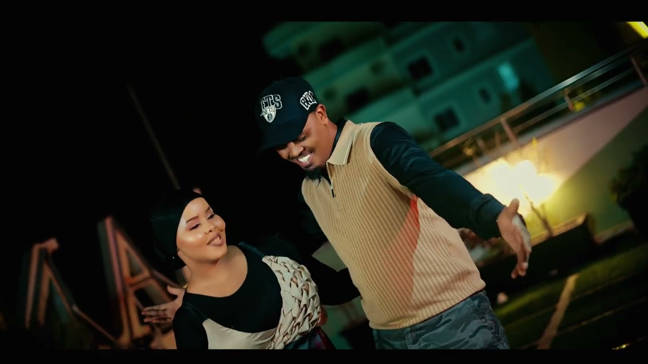 Qamar Suugaani ft Kalsoon MK | Dabciga Wacan| New Somali Music Video 2025 (Official Video)