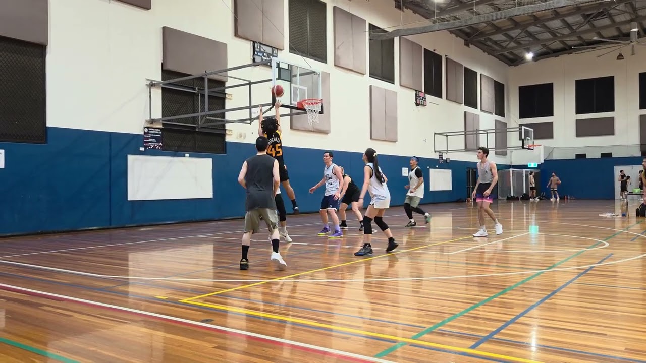 20260211 Rice Ballers vs Badgers Q2 🏀