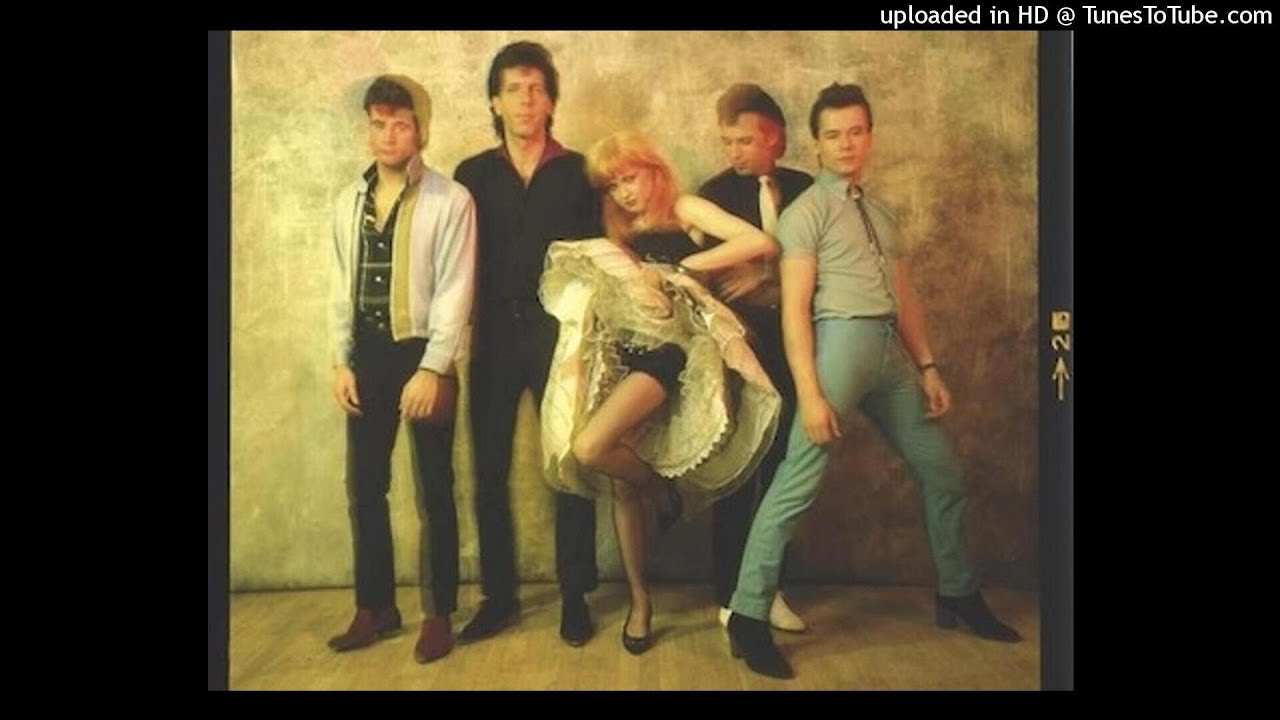 Cyndi Lauper & Blue Angel, Lorraine