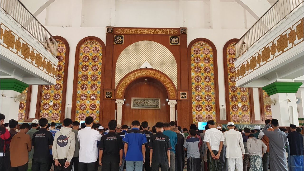 🔴 AZ-ZIKRA MOSQUE sedang live sekarang!
