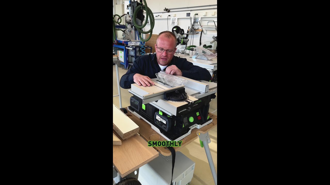 ⚙️ Dusty is looking under the hood of the CSC SYS 50 cordless table saw