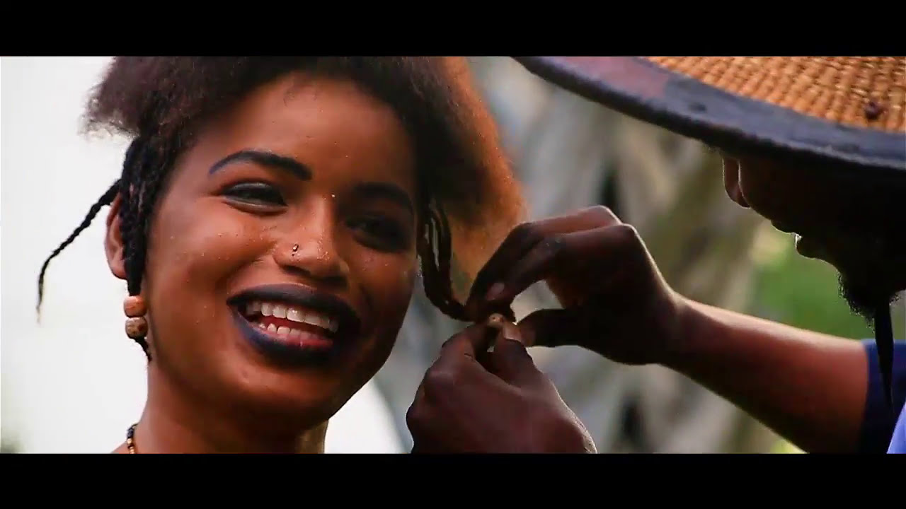 Fula Manding - Mii &Aacute;raii Jonii - Official Clip