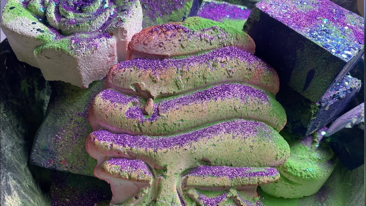 Green & Purple Gymchalk w/ Reformed Gym Chalk | So Satisfying | Stress Relief