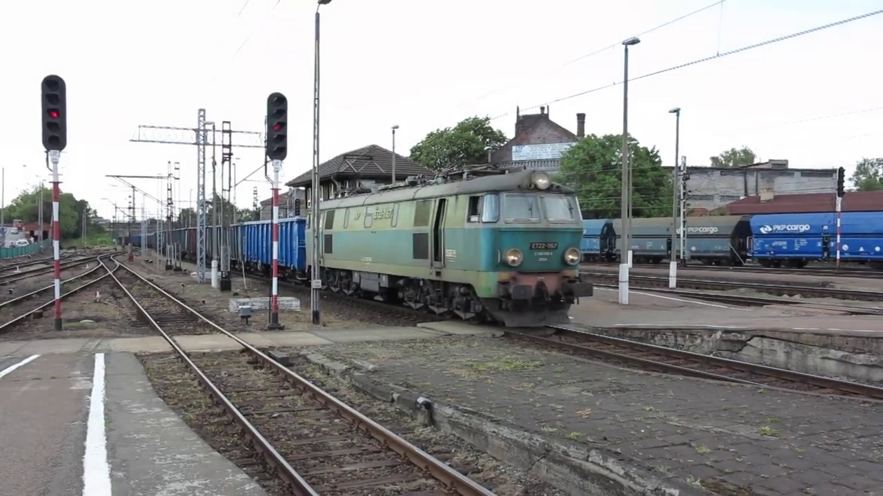 ET22 1167 PKP Cargo  avec un train de charbon &agrave; Gliwice (Pologne) 25 mai 2012