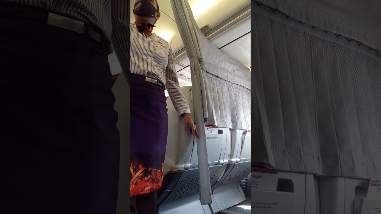 PX cabin crew safety demo on boeing 737 in #papuanewguinea  #safety #flight
