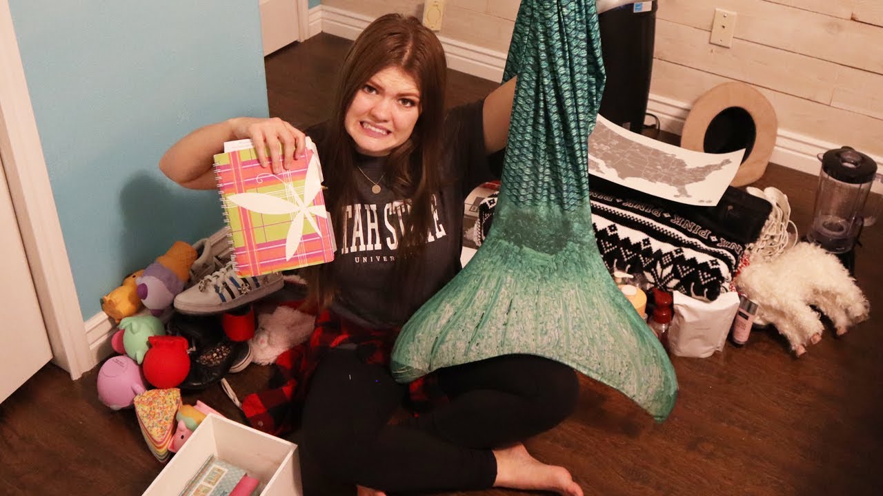 Moving Out Of My Room At Home! Clean With Me