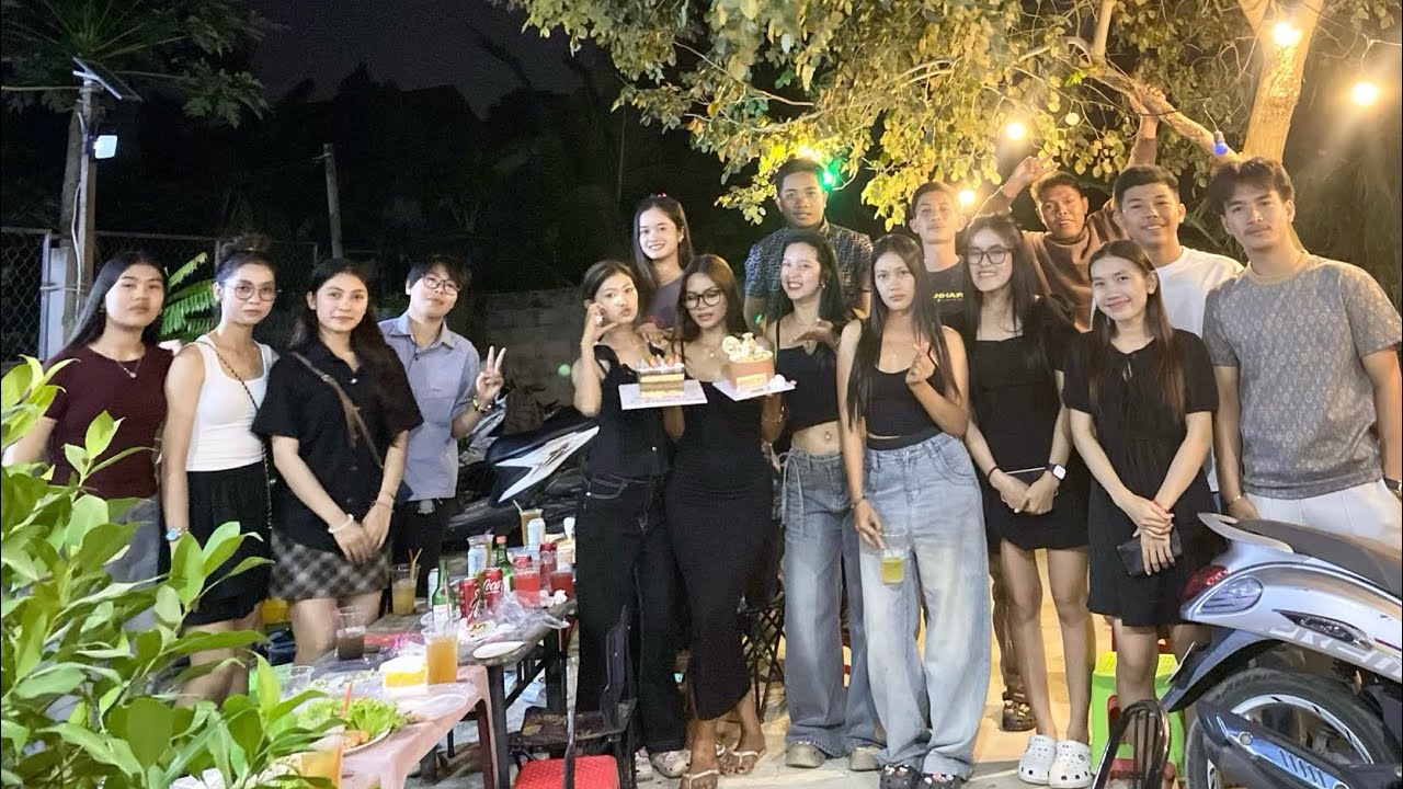 Happy birthday To Sister LiLy🎂Birthday Party,Cambodia 🇰🇭