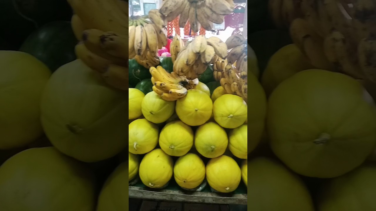 Fruit Stand. Honeydew Melon, Pineapple. Banana, Mangoes. Nepa Q Mart Philippines ♥️🇵🇭