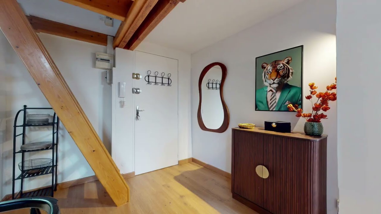 Transformation incroyable ! 😱 Un ancien studio en comble transformé en un magnifique T1 ! 🏠! 🙌 
