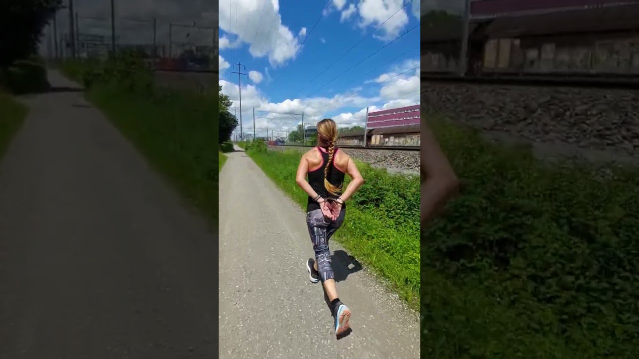 cuffed Subbi, training at the railroad line / mit Handschellen am trainieren - Schwerzenbach