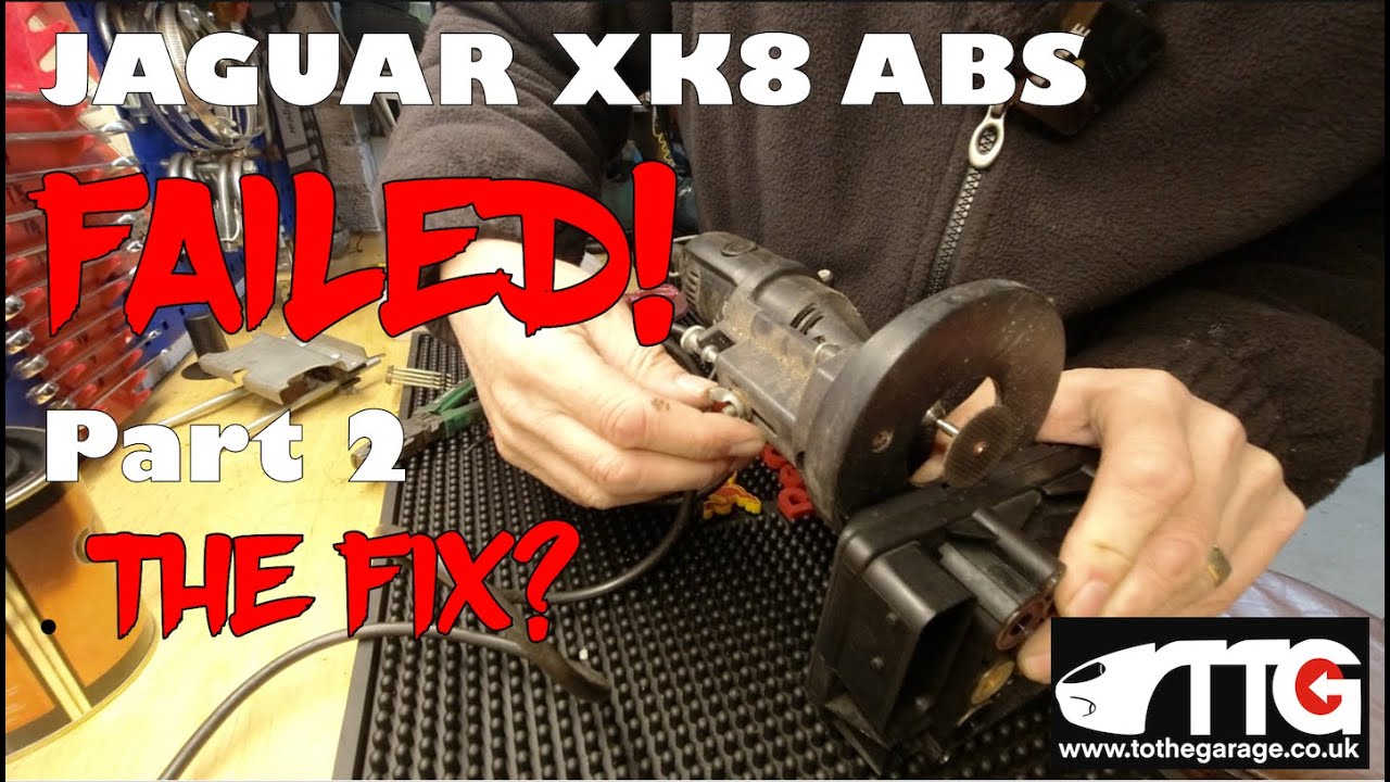 Jaguar ABS and traction control Failure and repair XK8 part 2   Inside the Module
