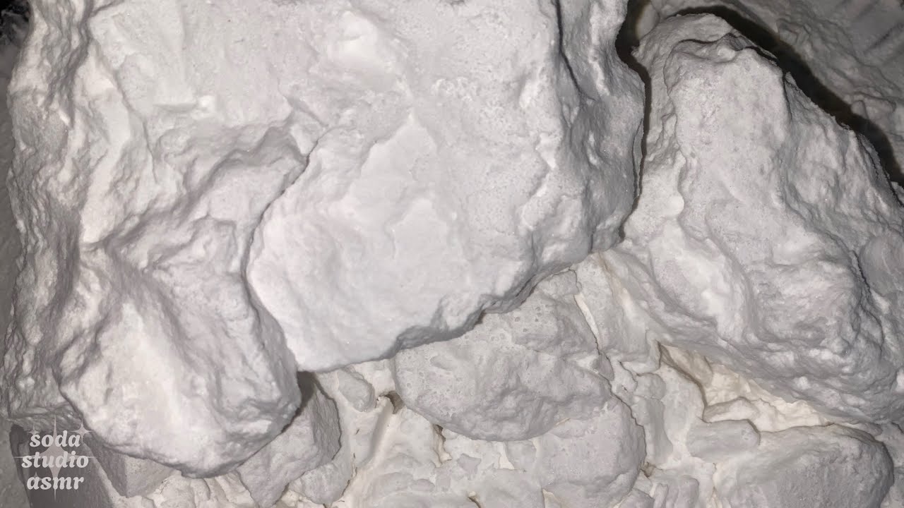 crunchy baking soda crush 🤍 #bakingsodaasmr