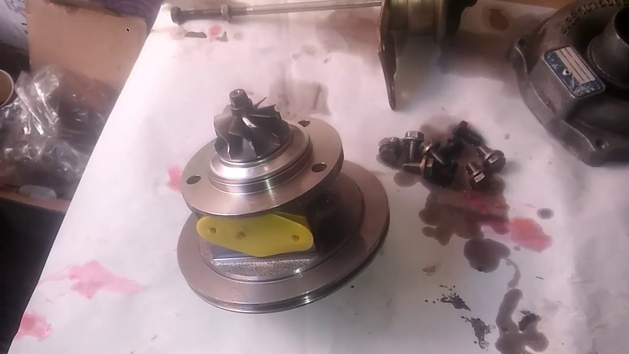 Restauration d'un turbo 1.5 dci تغيير التوربين ل الشاحن التوربيني
