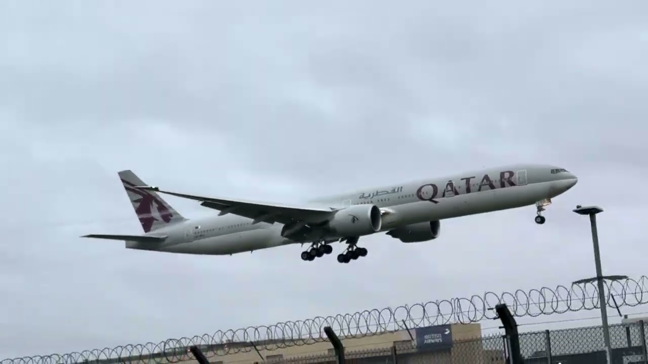Advent day 7 Planes at Heathrow
