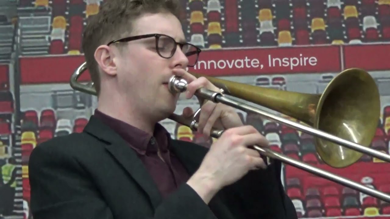 Magnus Pickering trumpet has the opening salvo before Gustavo Clayton Marucci has the vocals