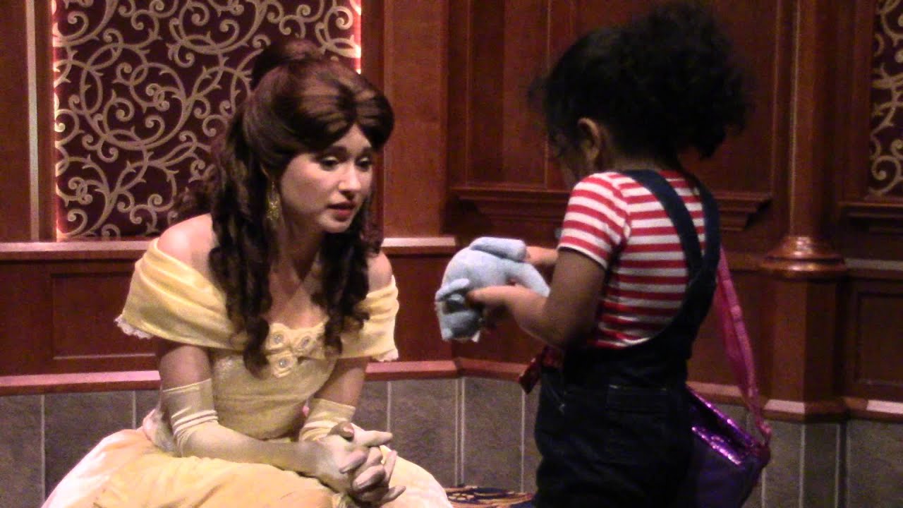 PRINCESS BELLE AT DISNEYLAND MEET AND GREET - DISNEYLAND 60TH ANNIVERSARY - HD QUALITY-
