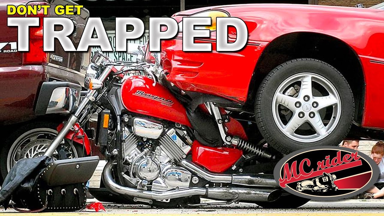 Motorcycle skills to avoid being rear-ended - Don't get trapped