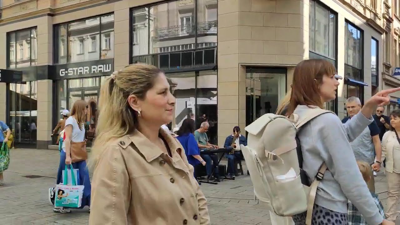 Германия Wiesbaden Walking