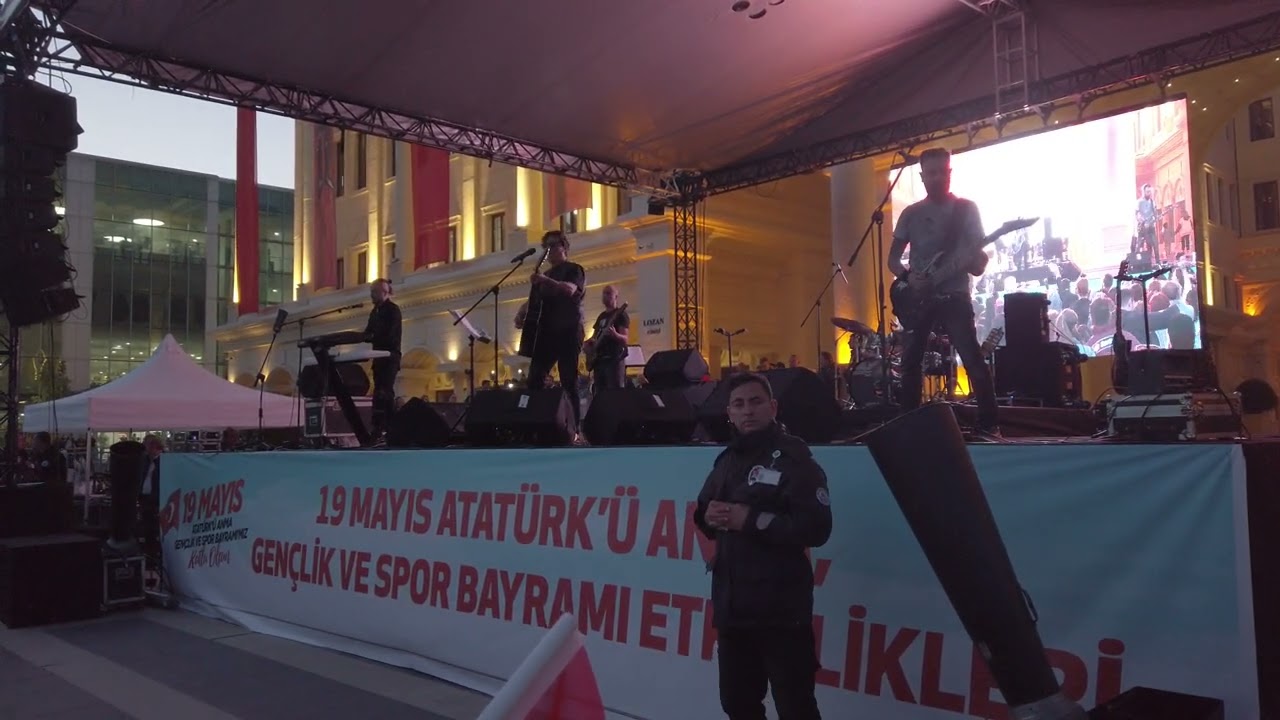 AYNA - Mevsimler (Canlı | Büyükçekmece Konseri)