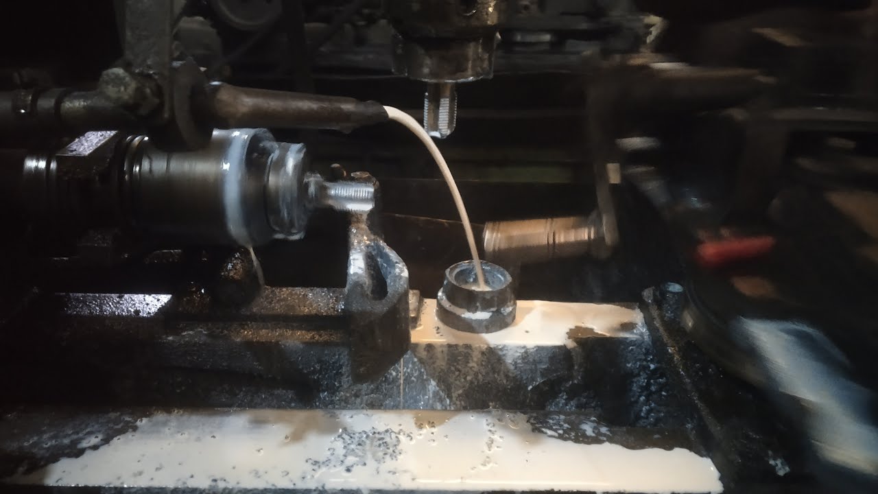 Cif Castironfoundry Taps threading machine work process subscribe please