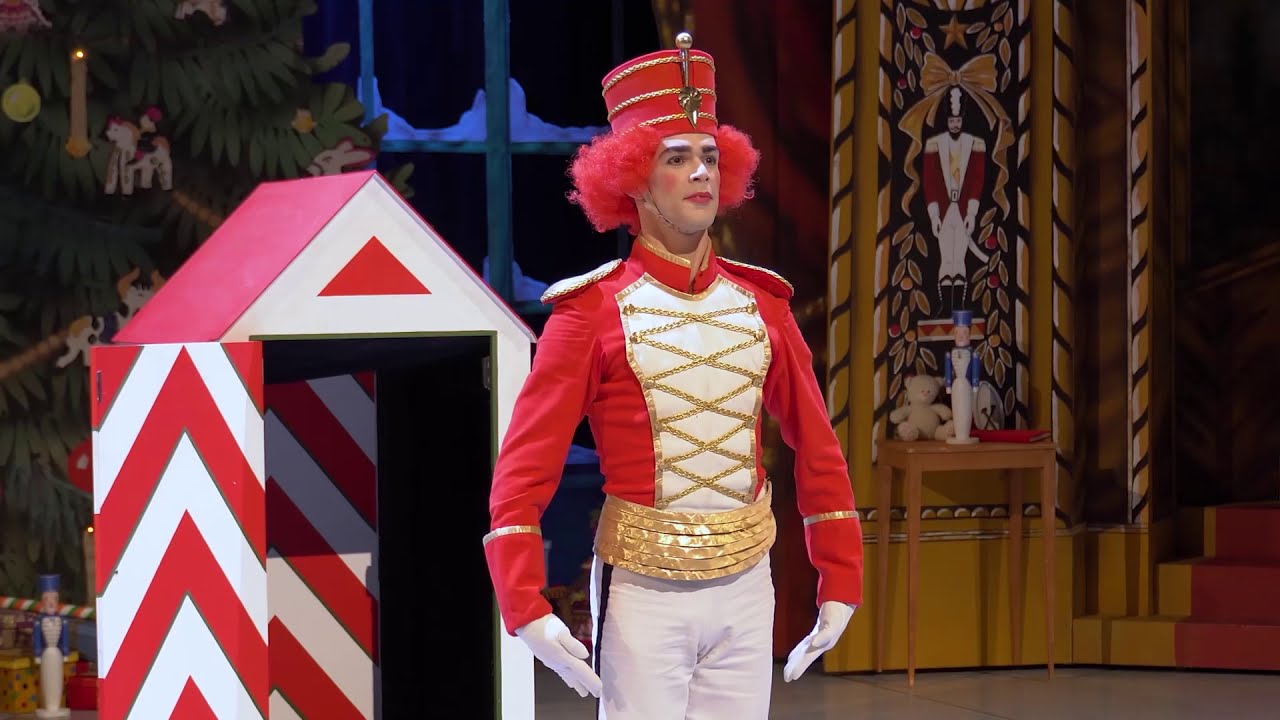 Balet NdB The Nutcracker – Dancing with the Nutcracker! :) Mechanical Soldier
