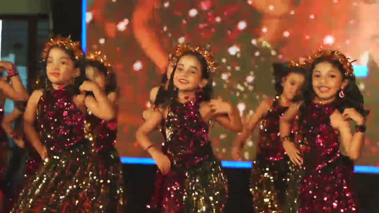 Little Princesses Dance on Monikka Song | KG Annual Day