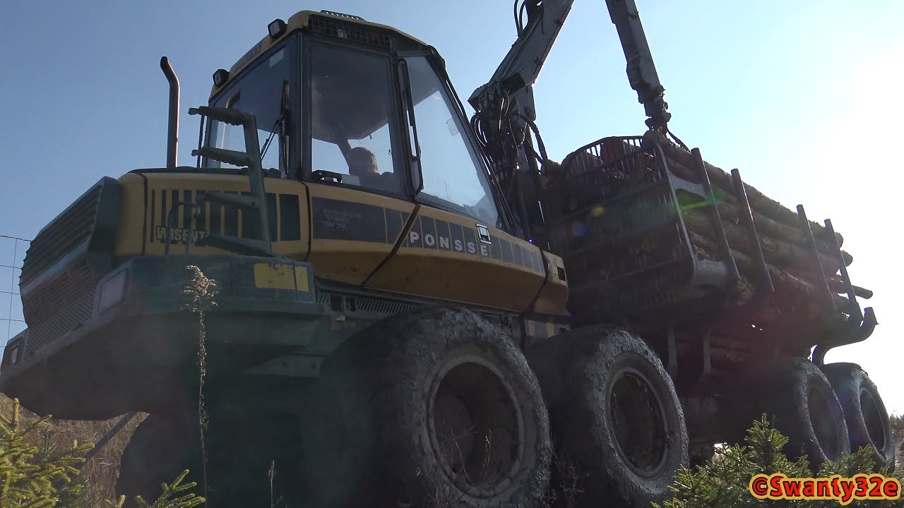 4K| Ponsse Wisent Forwarder Moving Timber