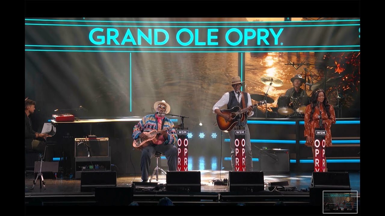 TajMo - Room On The Porch + Interview (Live at Grand Ole Opry)