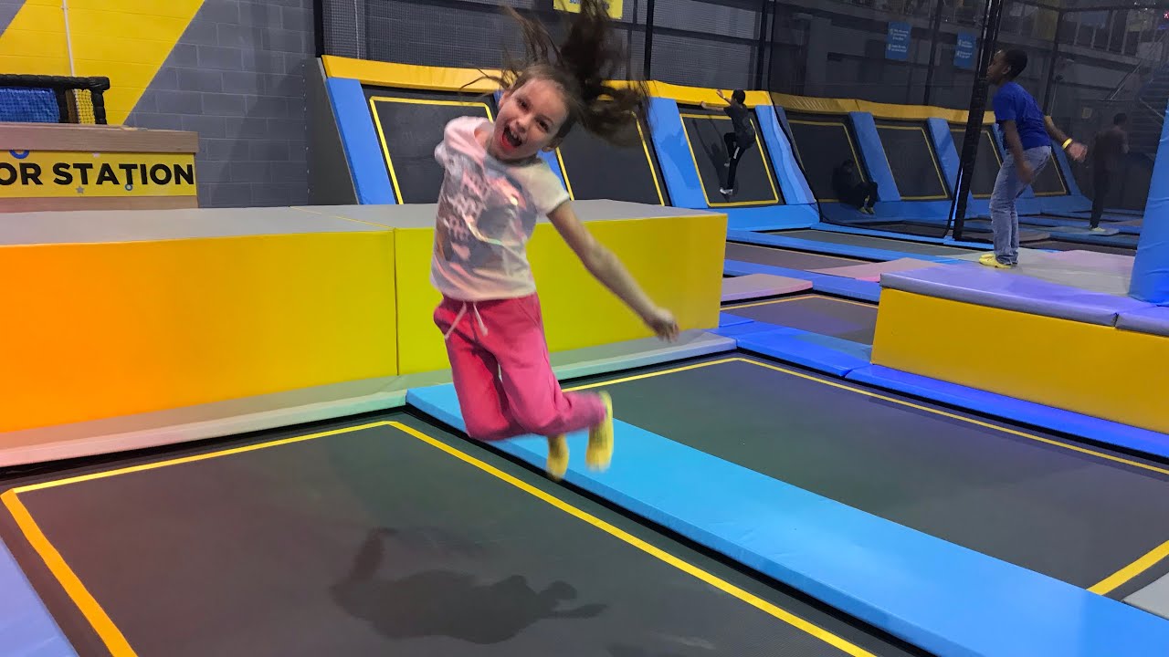 Trampoline Park At The O2 Oxygen - WeArePotters Tv