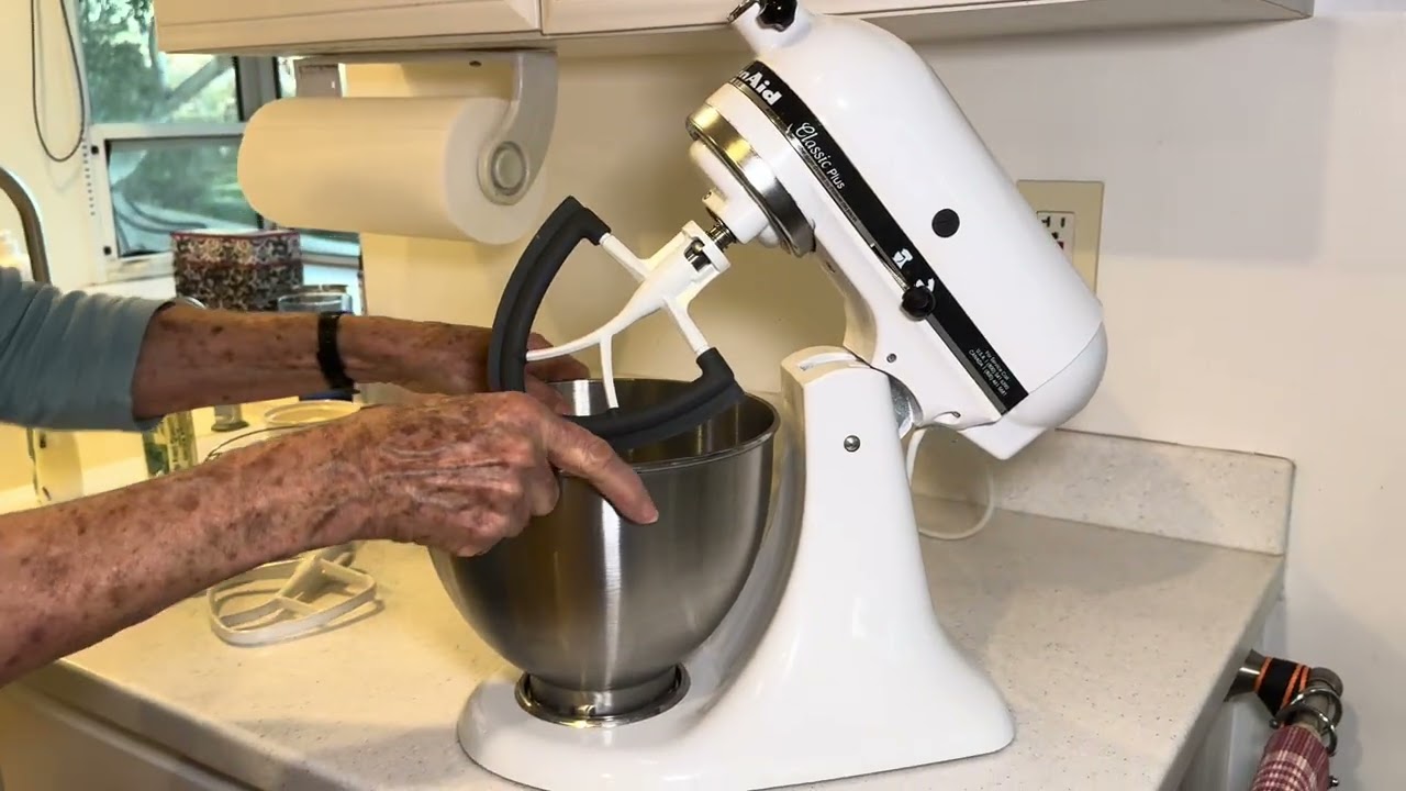 Know Before You Buy: KitchenAid Classic Series Tilt-Head Stand Mixer #ad #amazoninfluencer