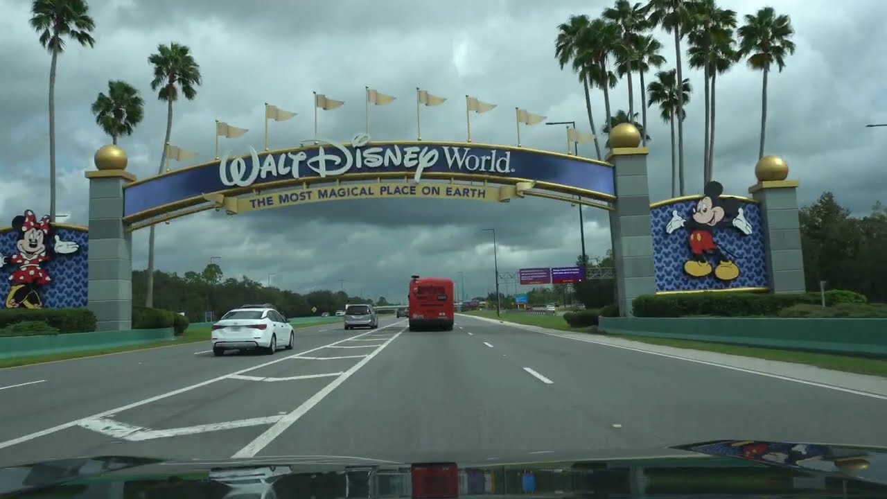POV: Drive at Walt Disney World Entrance 📷