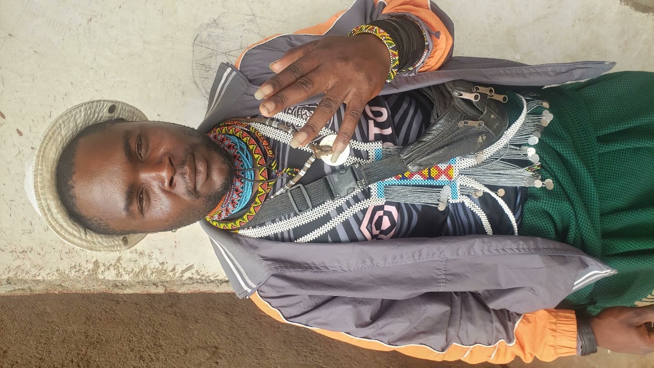 DEBE KUMI NWE SONG