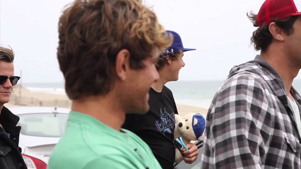 An extended layover with Davey Cathels and Crew