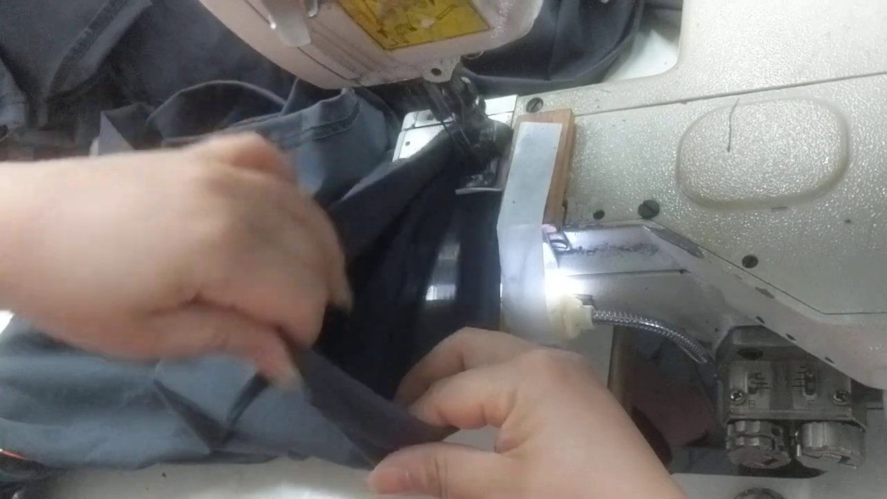 C&aacute;ch may cuốn gấu &aacute;o với m&aacute;y chằn đ&egrave; si&ecirc;u nhanh, kỹ thuật may c&ocirc;ng nghiệp
