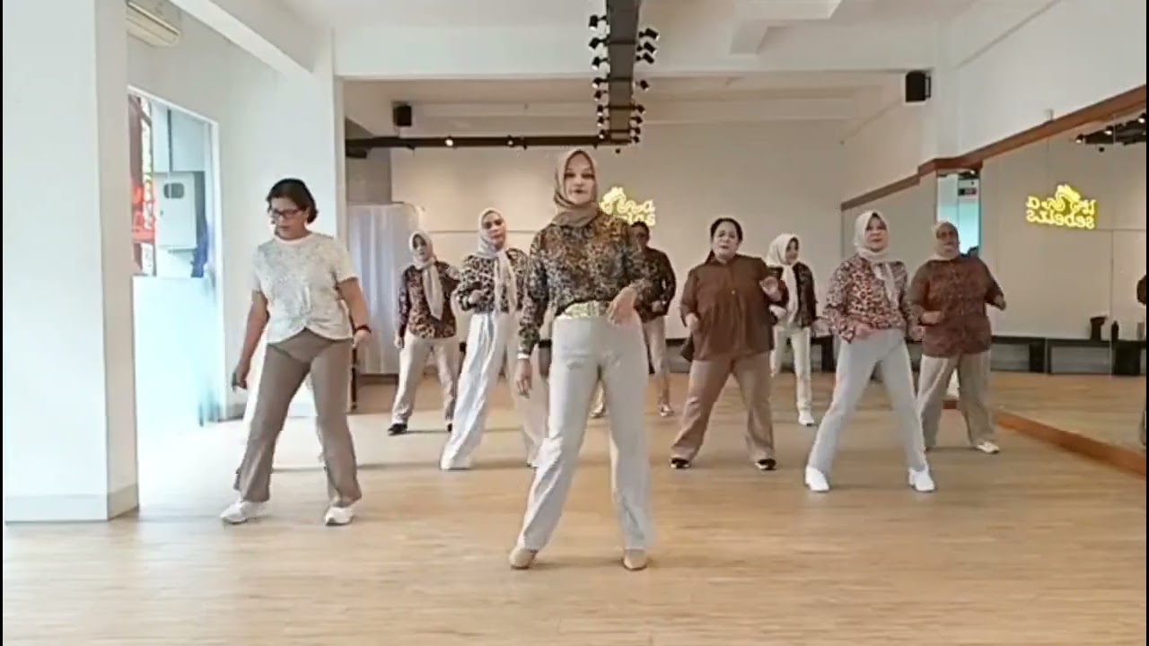 Easy Cold Heart AB | Abs Beginner |Choreo:Michele Burton(USA)~Jan 2026 |Demo:KMGLD