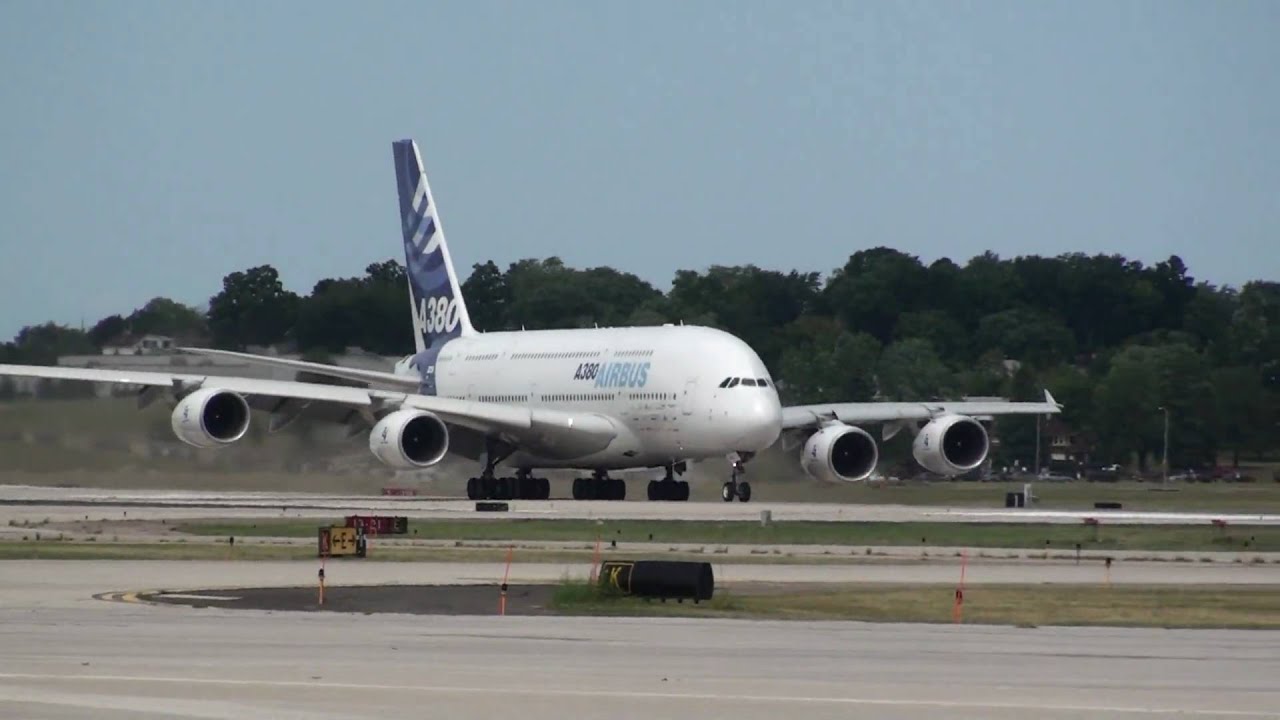 A380 Departs Milwaukee for the E.A.A.