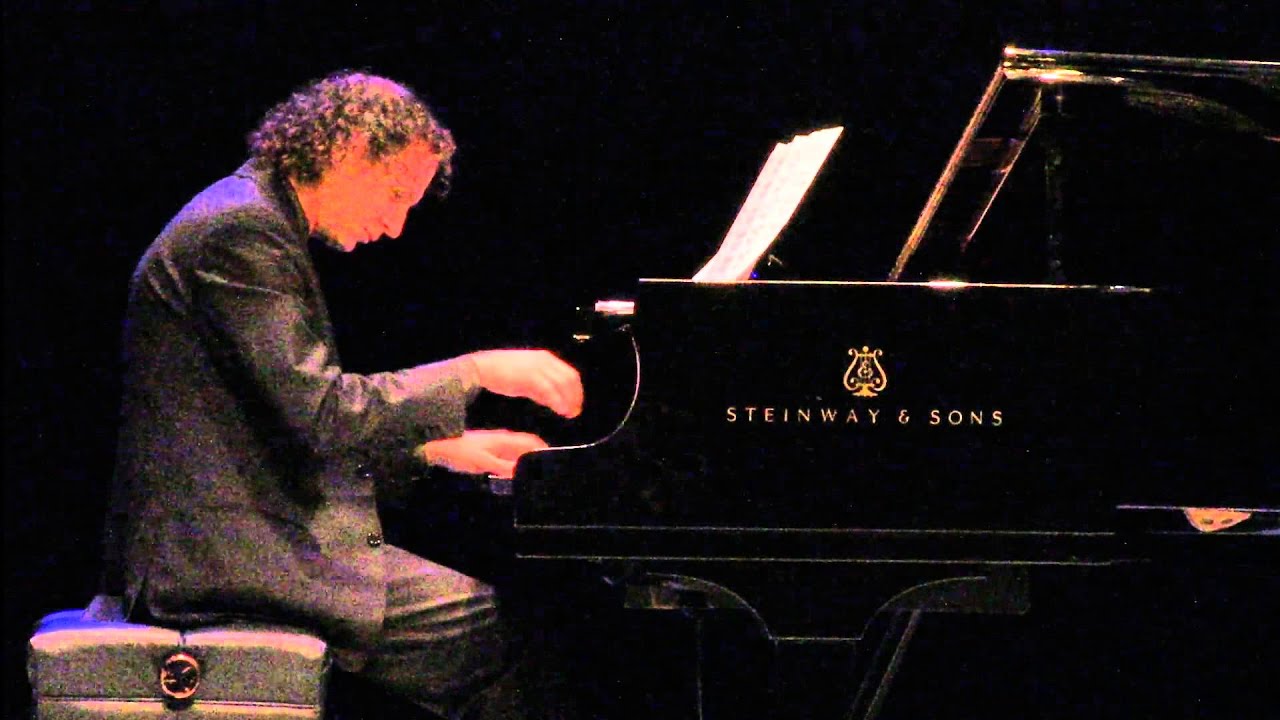 Octavio Brunetti Performing Piazzolla Tango
