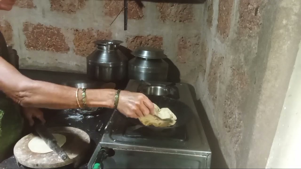 मालवणी पद्धतीने स्वादिष्ट केलफुलाची भाजी 