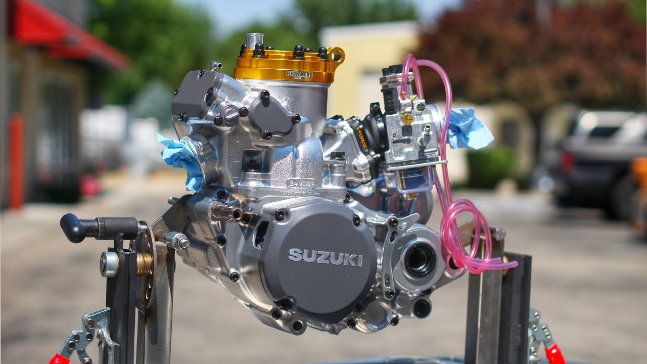 The SEXIEST two stroke engine I have ever seen!! 🤯 2006 Suzuki RM250 Dirt Bike Build