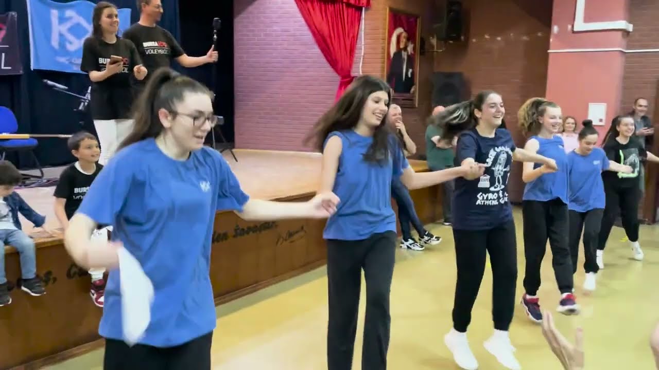 Voleybol Türkiye finalleri öncesi sporcularımıza sürpriz