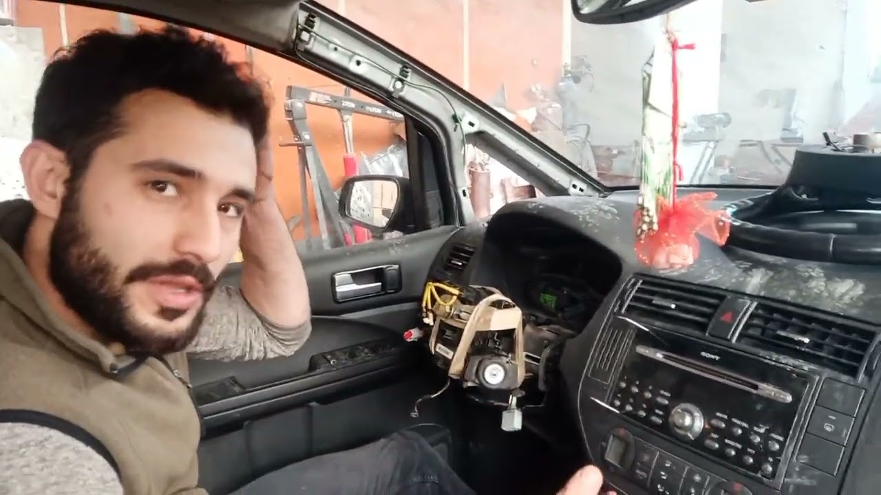 FORD C-MAX AIRBAG,TEYP VE TORPİDO SÖKME