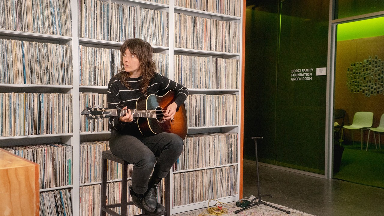 Courtney Barnett Performs Stripped-Down Acoustic Set at KCRW