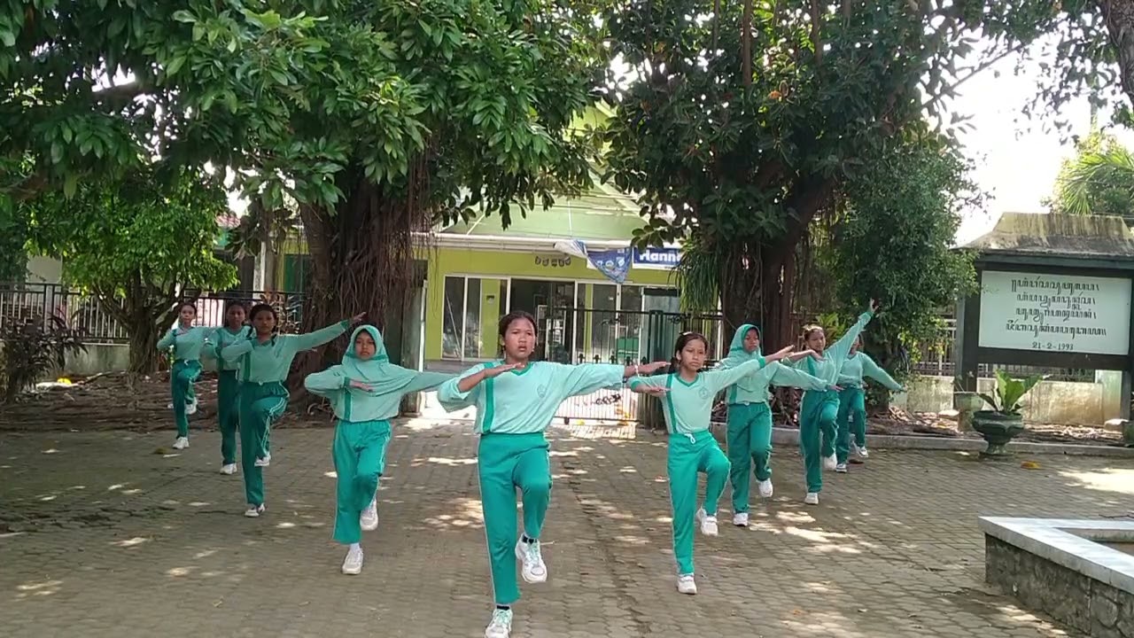 Lomba Senam Anak Indonesia Hebat 2025_SD Negeri 2 Ploso_Jawa Timur