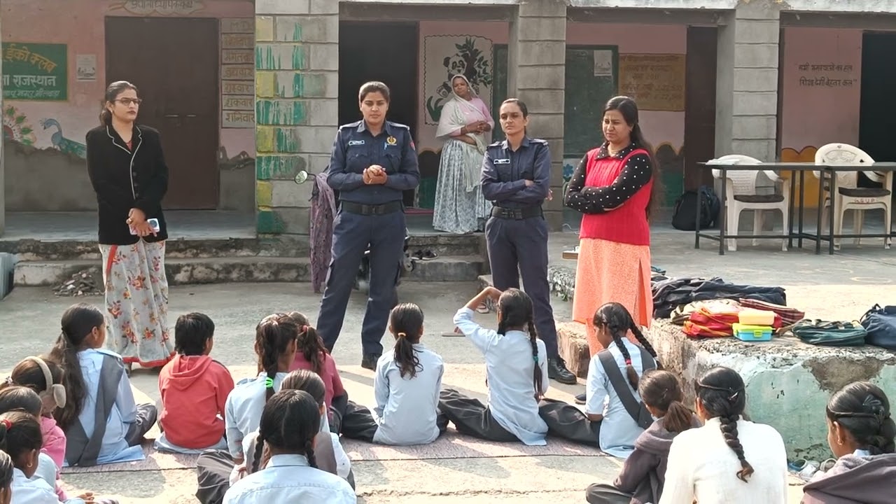 #Rajpolice🚨 #rajcop citizen app #girls #village #school #collage#share#news👍