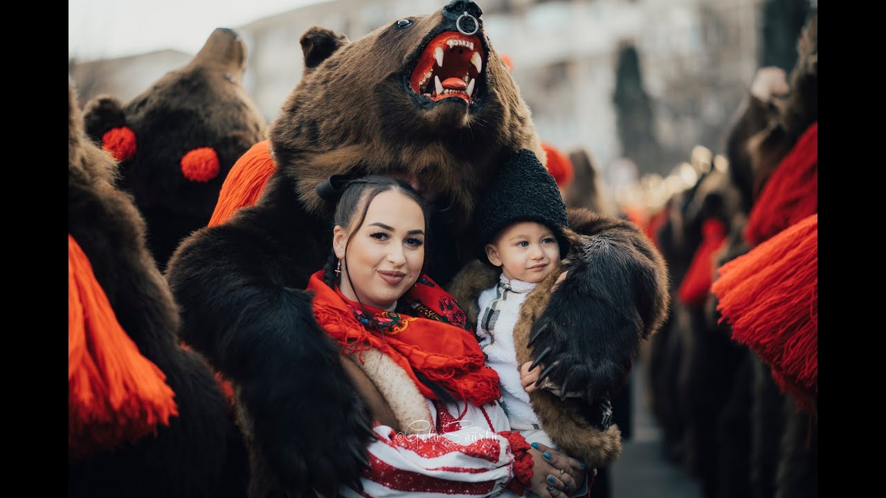 Ursul (lu´ Spataru)din Vermesti Castigatorul Festivalului de datini Stramosesti de la Comanesti 2023