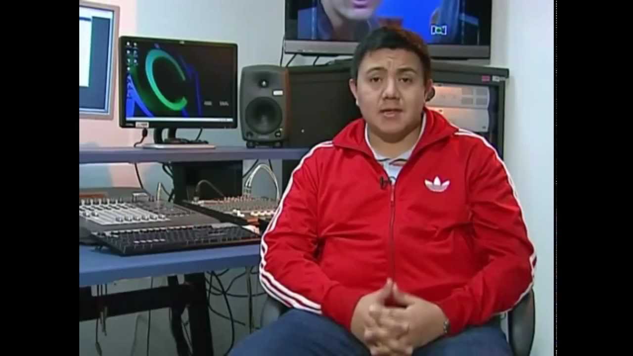 JAIME ESPINOZA - Voice Over Canal RCN.