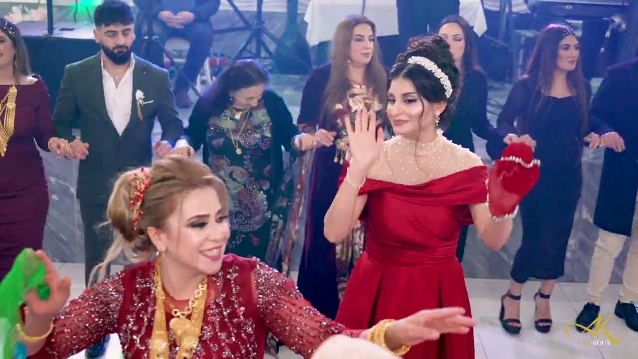 - Ibrahim & Galauish //رقص شيخاني // Hunermend : Cimen Cemil #kurdischehochzeit #kurdish