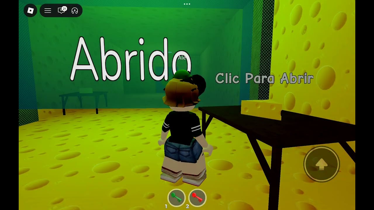 Intentando escapar de chesse con @HazCorroblox