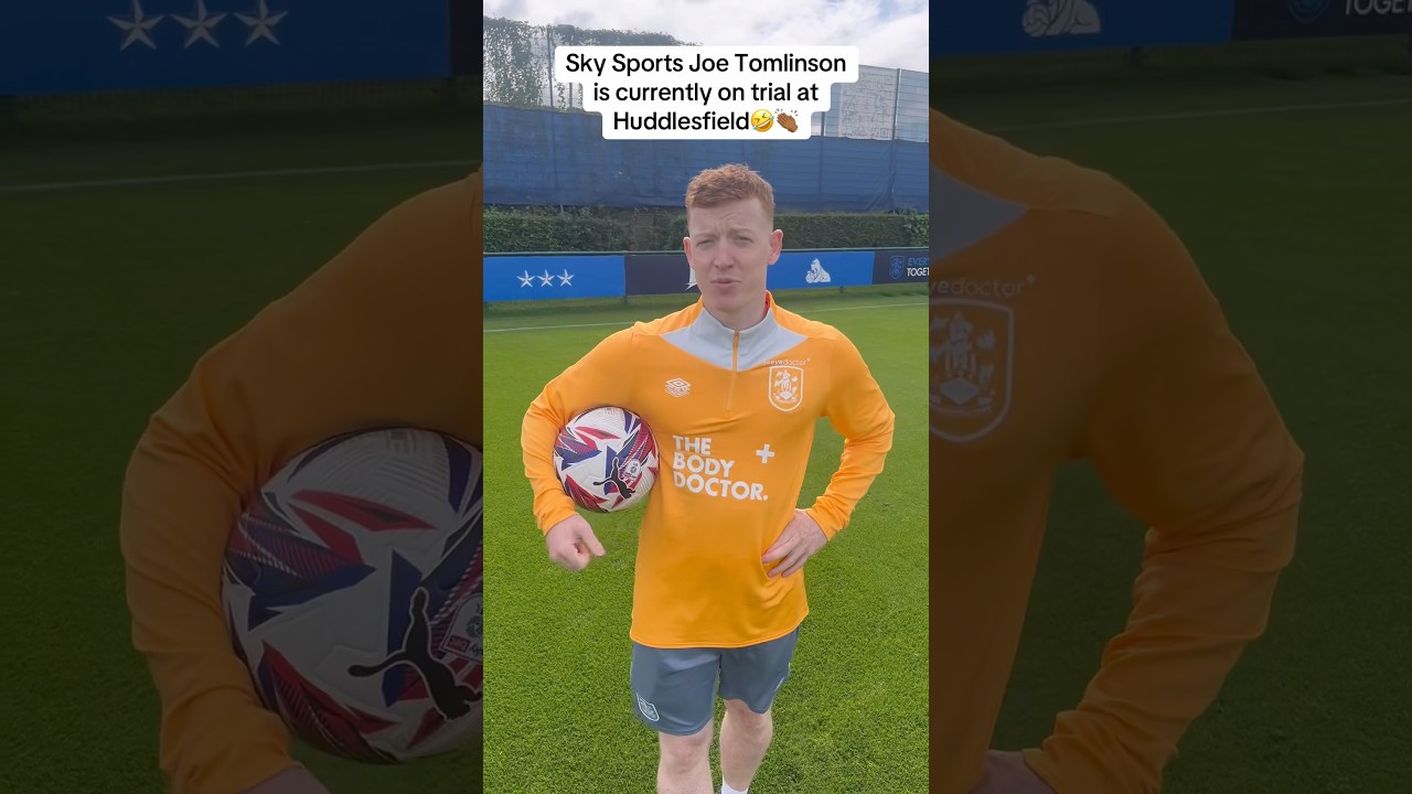 Sky Sports Joe Tomlinson on trial at Huddlesfield🤣👏🏾 